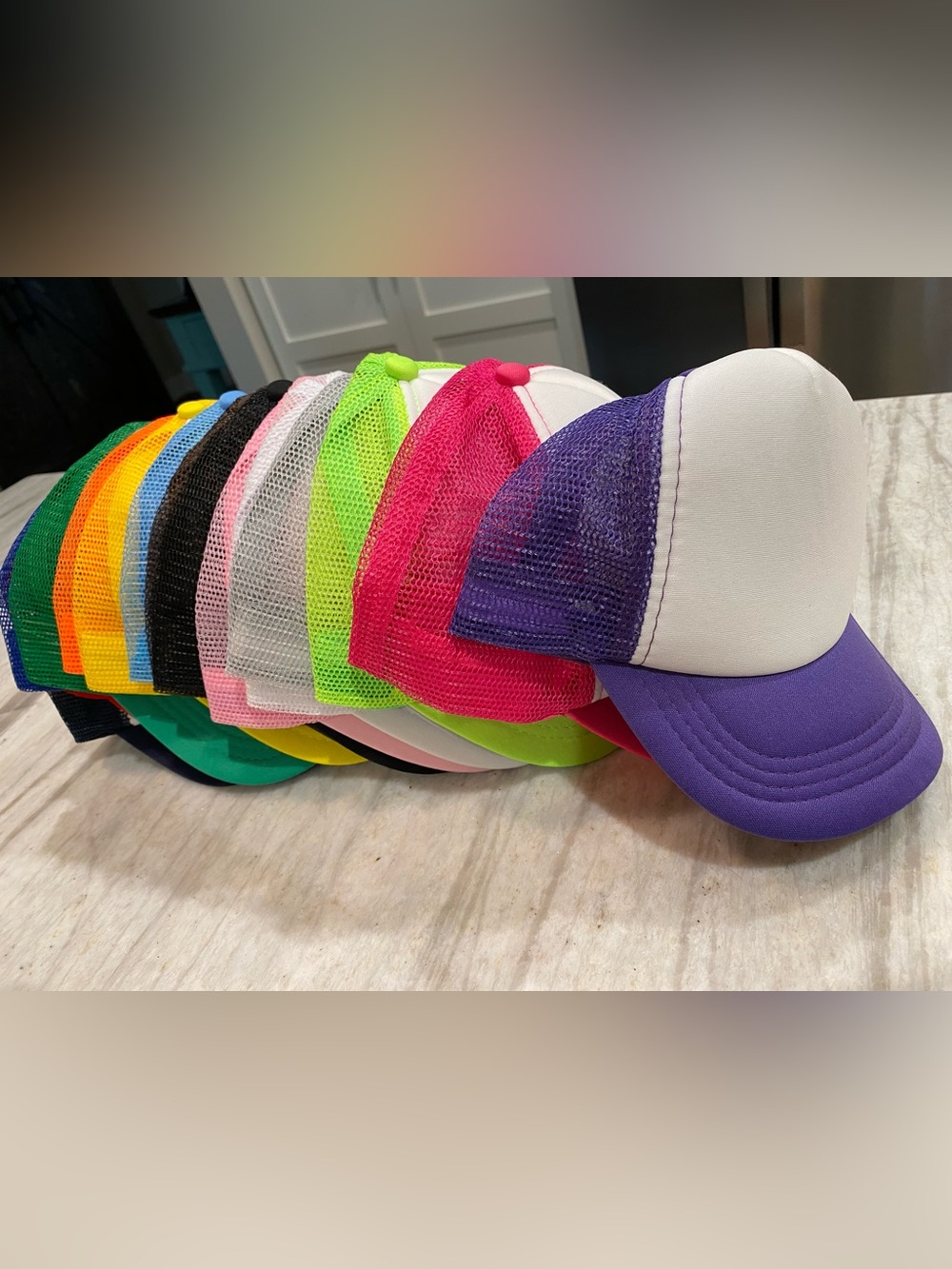 BRAND NEW IN BOX lot of 15 kids 5 panel trucker hats